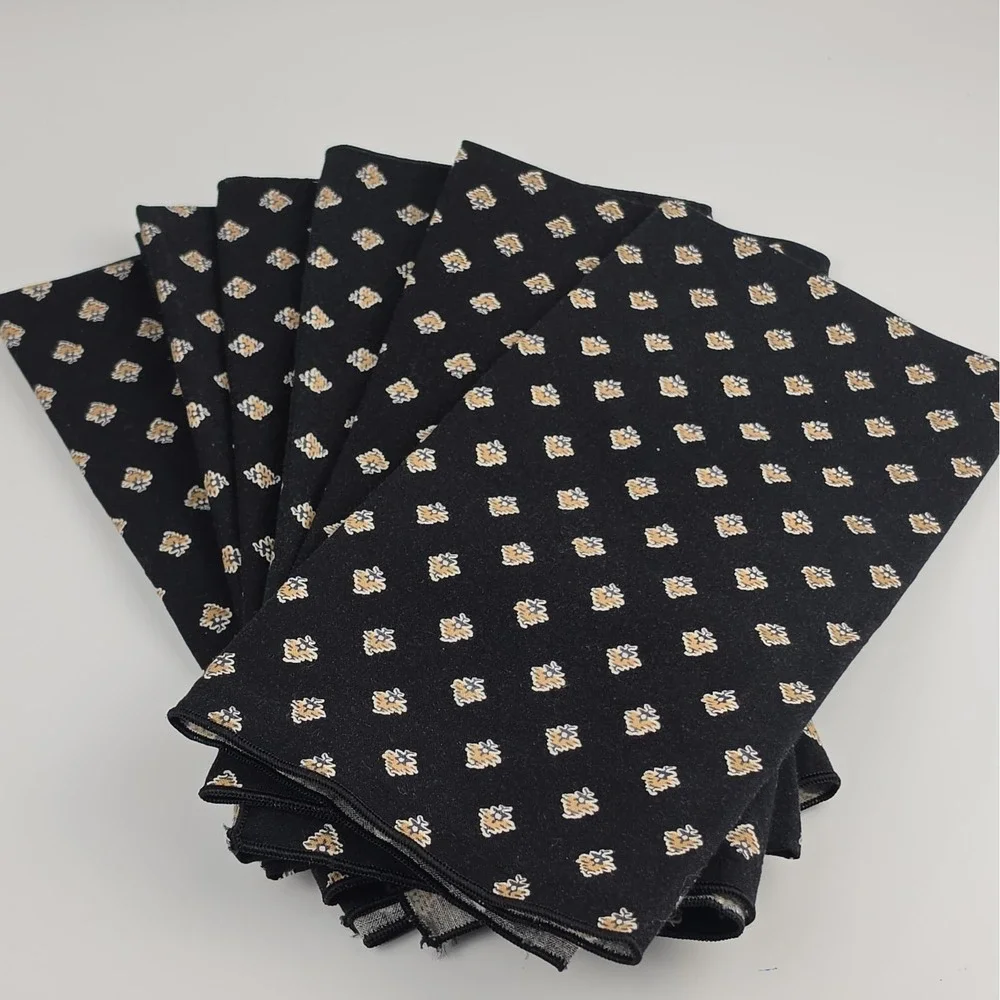 Vera Bradley Classic Black Retired 5 Placemats 6 Napkins Quilted Cotton Set